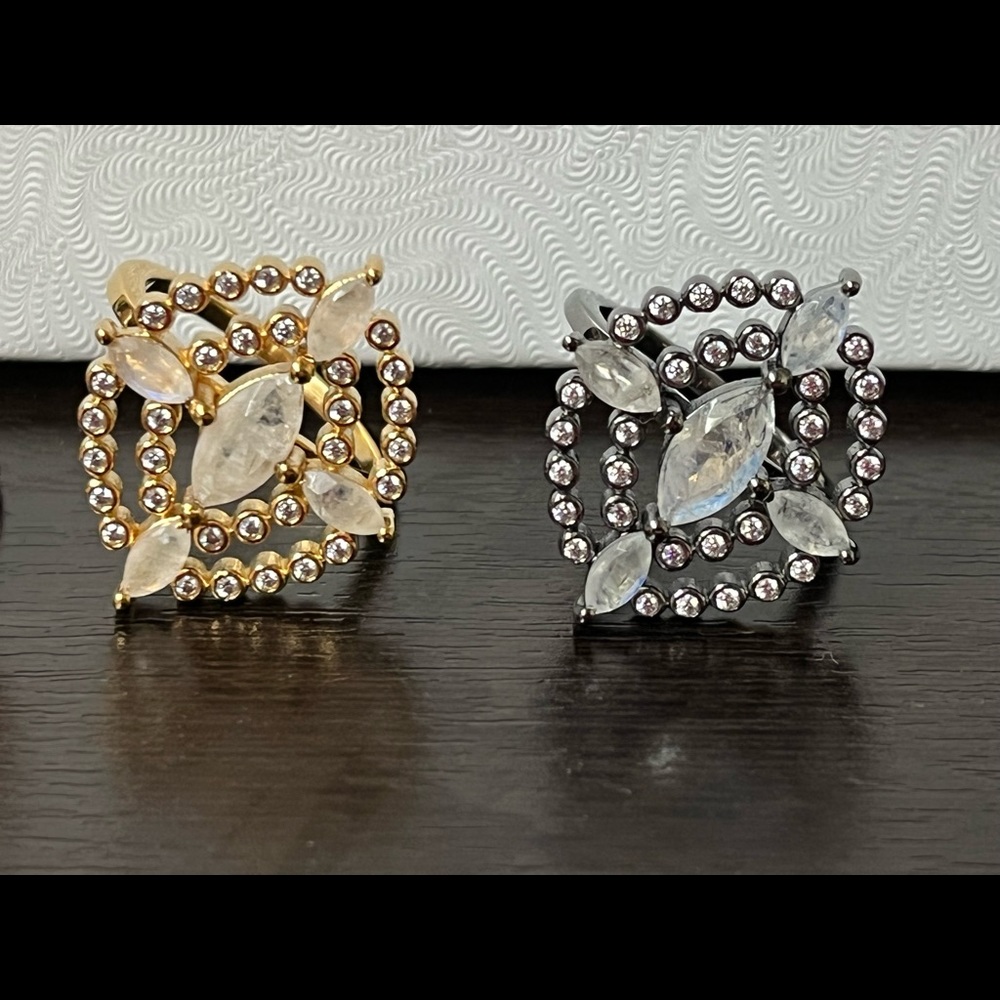 Silver Artemis Rainbow Moonstone Ring - Picture 3 of 4